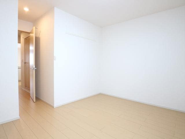  東海道本線/静岡駅 バス12分石田下車:停歩2分 2階 築10年