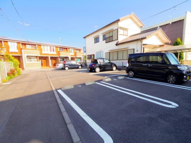  東海道本線/藤枝駅 バス8分勝草橋下車:停歩3分 1階 築12年