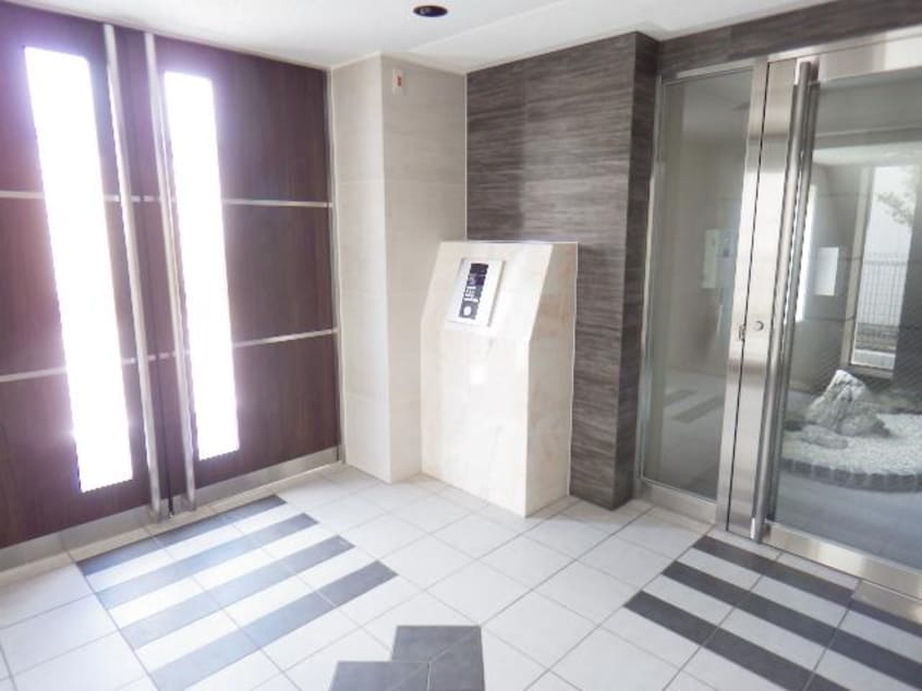  東海道本線/東静岡駅 徒歩5分 2階 築10年
