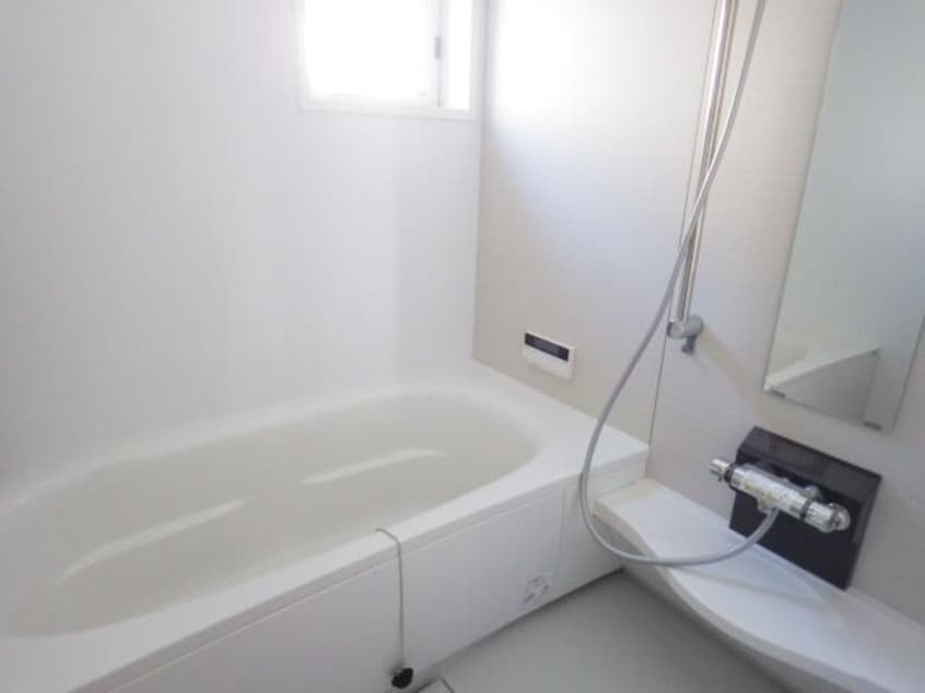  東海道本線/静岡駅 バス20分小鹿公民館下車:停歩8分 1階 築10年