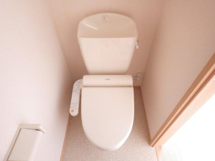  東海道本線/静岡駅 バス20分小鹿公民館下車:停歩8分 1階 築10年