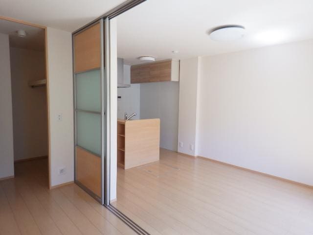  東海道本線/静岡駅 バス20分小鹿公民館下車:停歩8分 1階 築10年