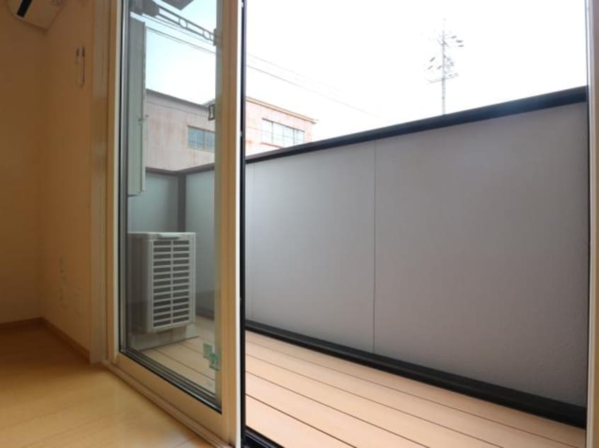  東海道本線/静岡駅 バス20分小鹿公民館下車:停歩8分 1階 築10年