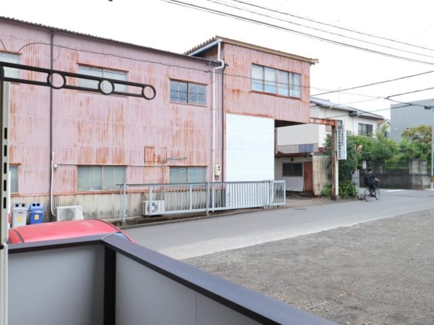  東海道本線/静岡駅 バス20分小鹿公民館下車:停歩8分 1階 築10年