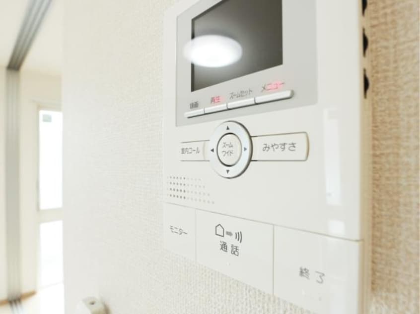  東海道本線/静岡駅 バス20分小鹿公民館下車:停歩8分 1階 築10年