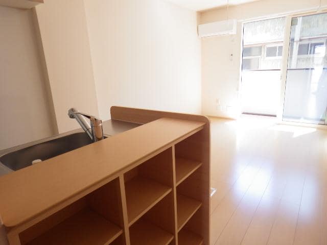  東海道本線/静岡駅 バス20分小鹿公民館下車:停歩8分 1階 築10年