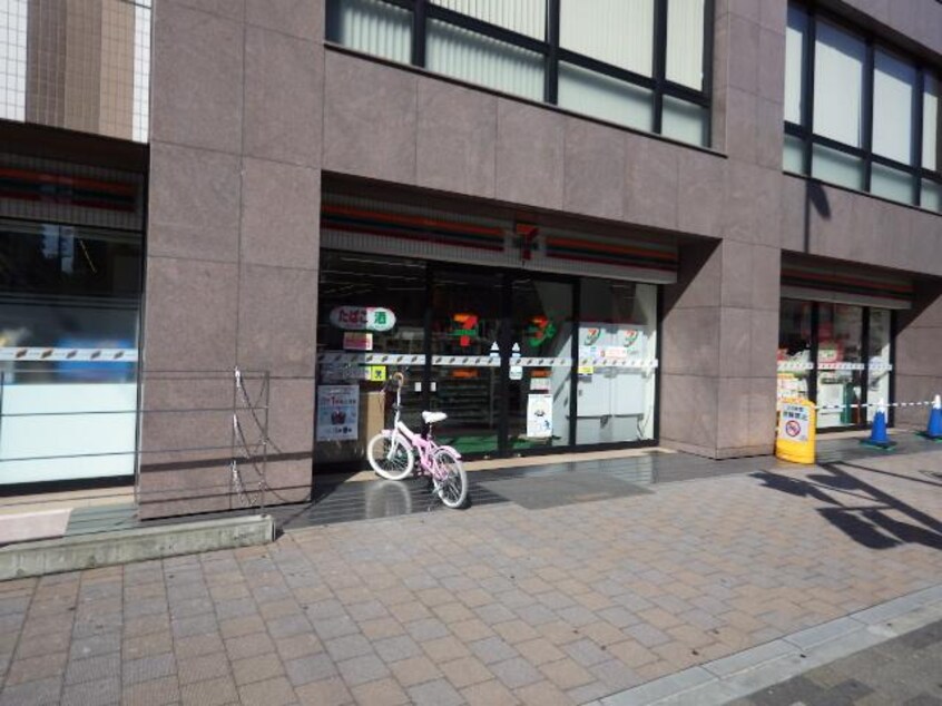 セブンイレブン静岡駅南口店(コンビニ)まで257m 東海道本線/静岡駅 徒歩6分 4階 築10年