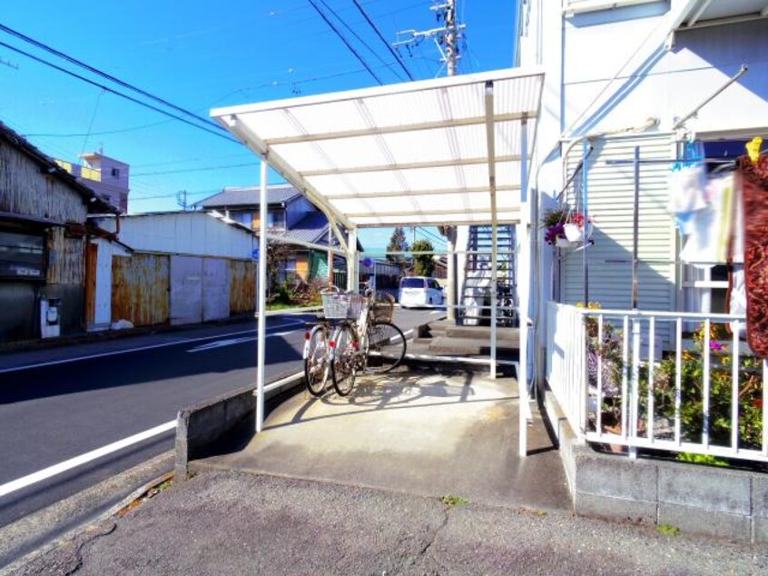  東海道本線/静岡駅 バス16分中村町下下車:停歩5分 2階 築35年