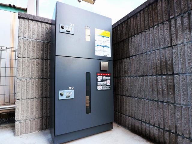  東海道本線/静岡駅 バス20分小鹿公民館前下車:停歩5分 2階 築9年