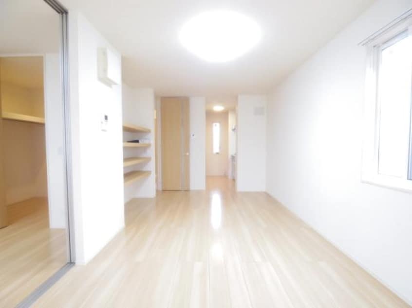  東海道本線/静岡駅 バス20分小鹿公民館前下車:停歩5分 2階 築9年