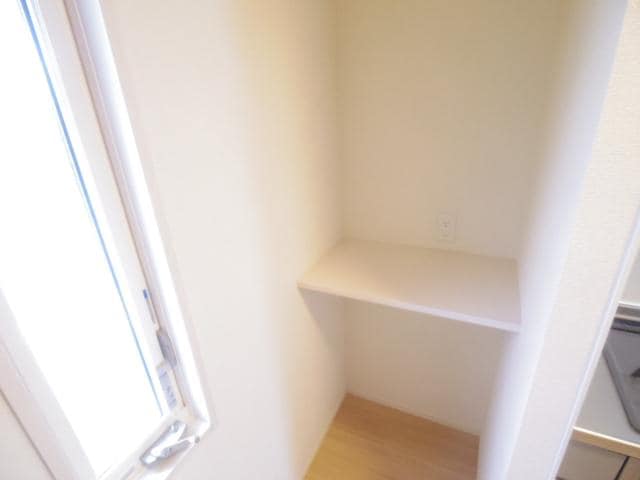  東海道本線/静岡駅 バス20分小鹿公民館前下車:停歩5分 2階 築9年