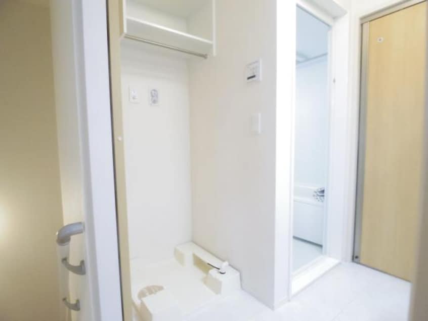  東海道本線/静岡駅 バス20分小鹿公民館前下車:停歩5分 2階 築9年