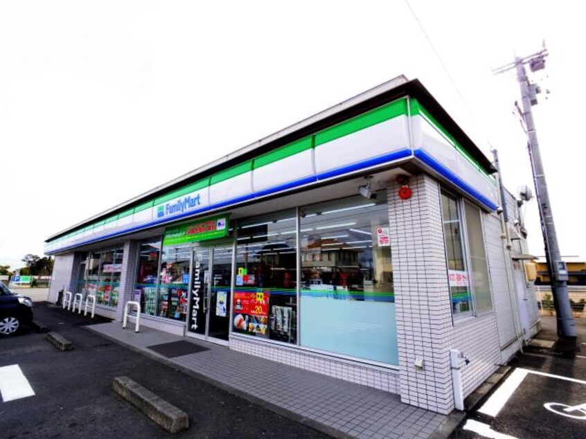 ファミリーマート藤枝与左衛門店(コンビニ)まで386m 東海道本線/藤枝駅 バス9分高洲下車:停歩6分 2階 築35年