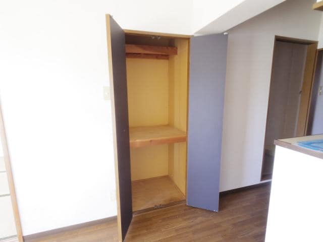  東海道本線/静岡駅 バス26分南安倍川橋下車:停歩5分 1階 築29年