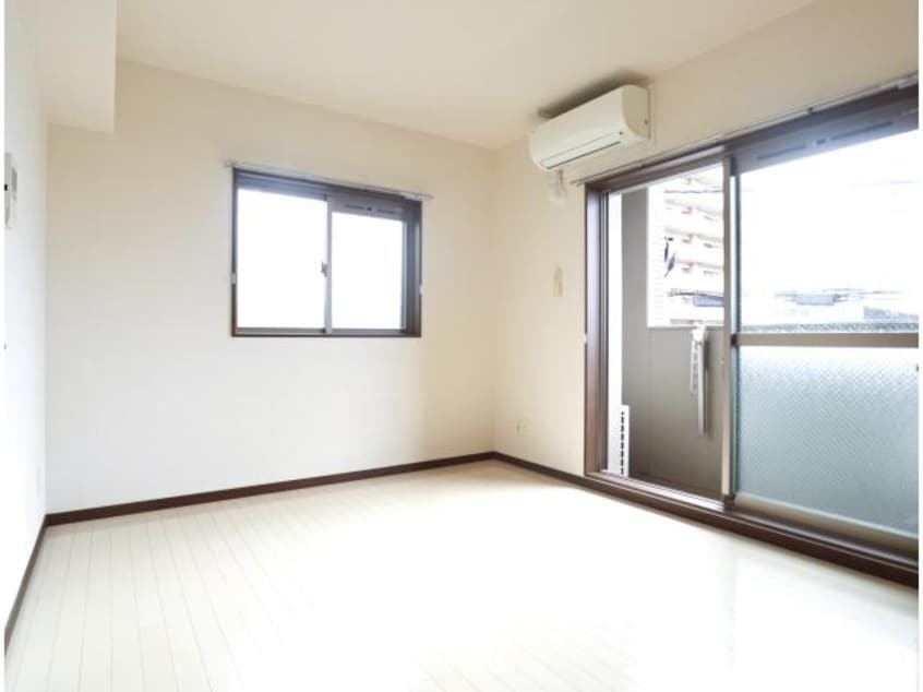  東海道本線/静岡駅 徒歩12分 3階 築8年