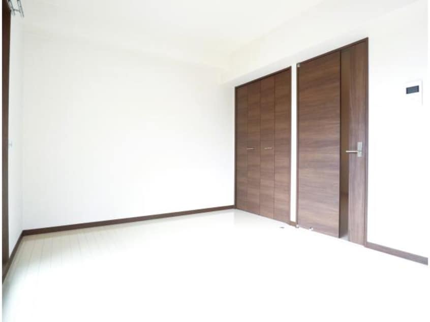  東海道本線/静岡駅 徒歩12分 3階 築8年