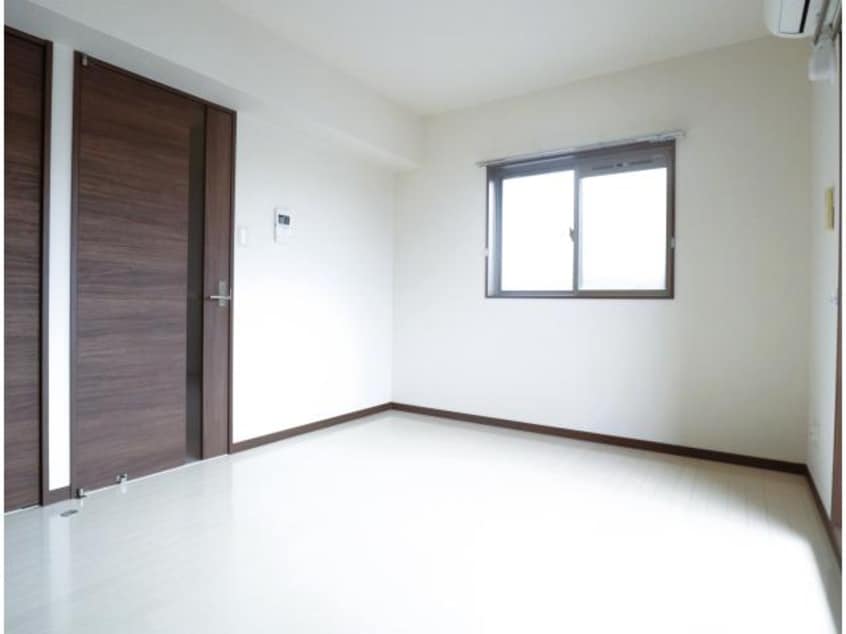  東海道本線/静岡駅 徒歩12分 3階 築8年