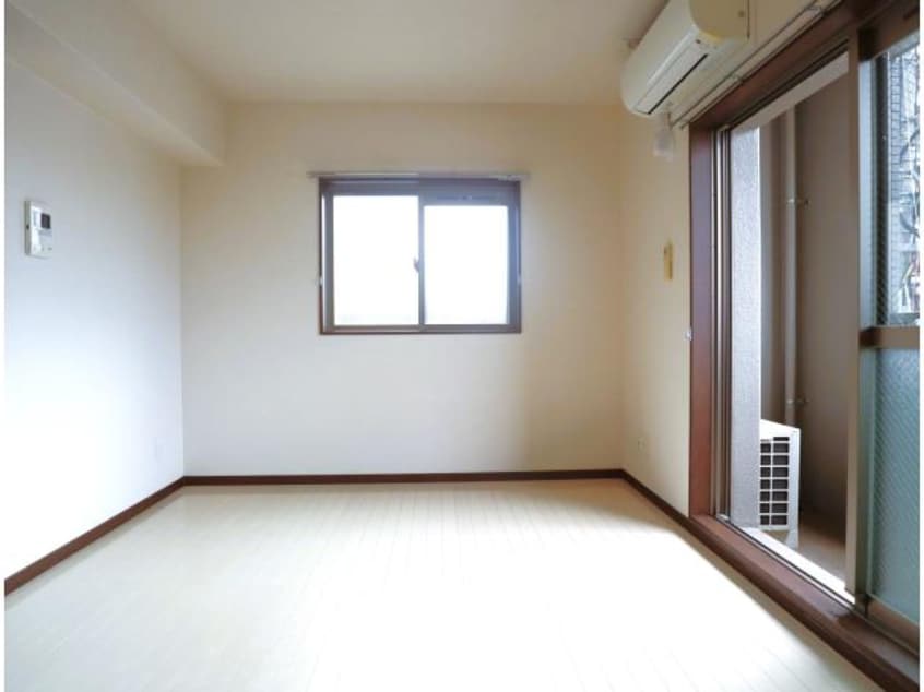  東海道本線/静岡駅 徒歩12分 3階 築8年