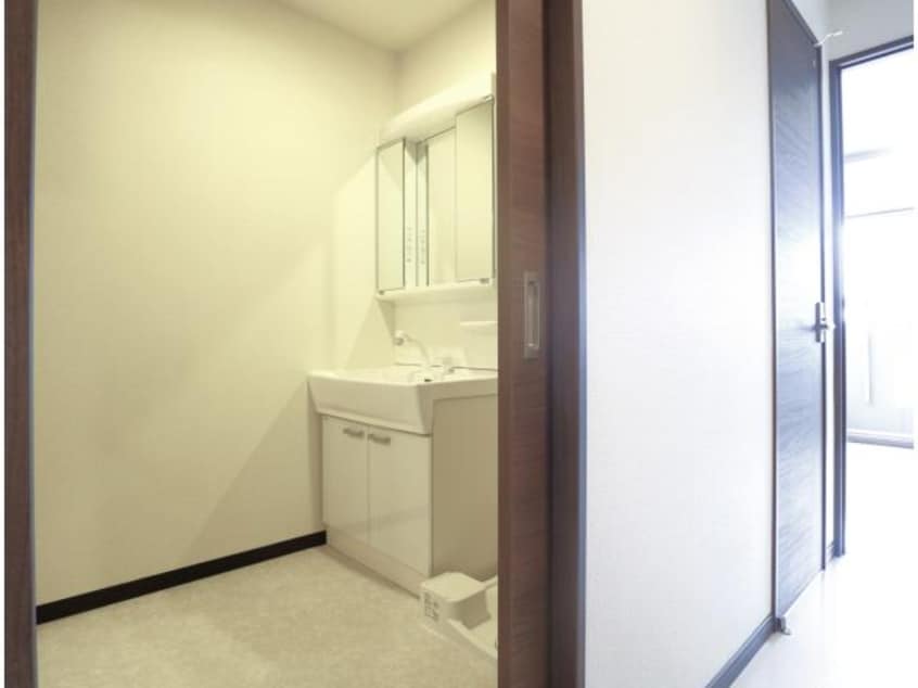  東海道本線/静岡駅 徒歩12分 3階 築8年