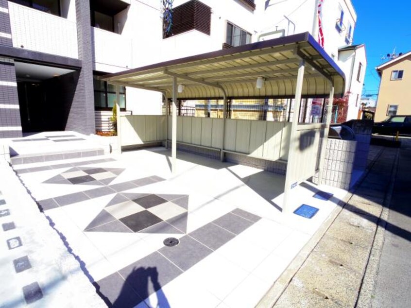  東海道本線/静岡駅 徒歩14分 1階 築8年