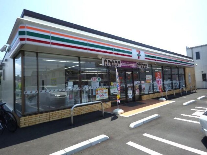 セブンイレブン静岡馬渕３丁目店(コンビニ)まで206m 東海道本線/静岡駅 徒歩14分 1階 築8年