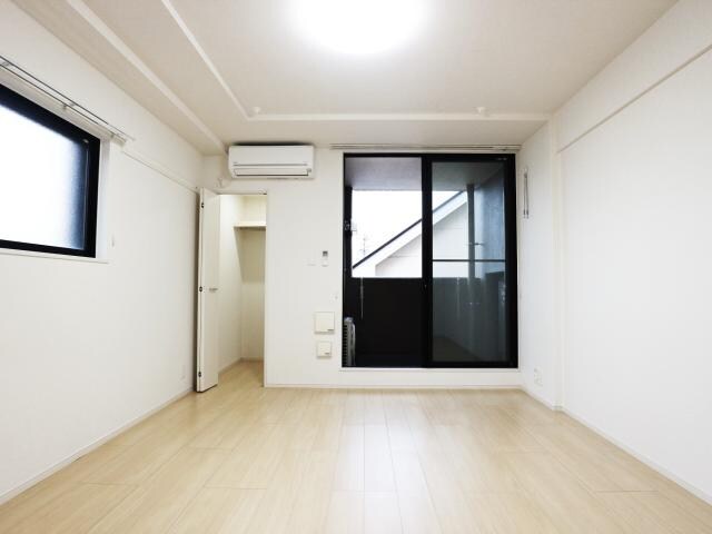  東海道本線/静岡駅 徒歩16分 3階 築8年