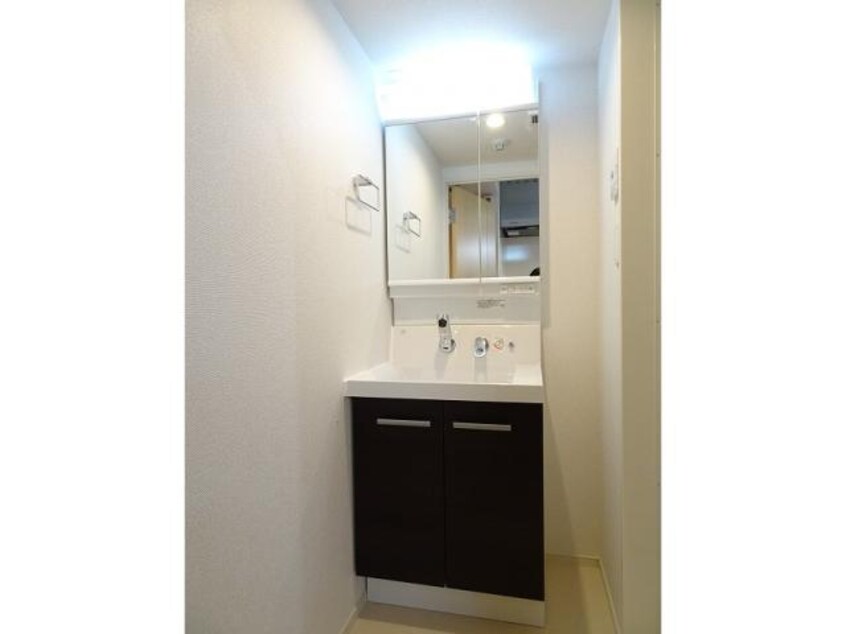  東海道本線/静岡駅 徒歩16分 4階 築8年