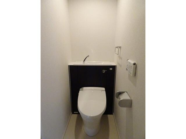  東海道本線/静岡駅 徒歩16分 4階 築8年