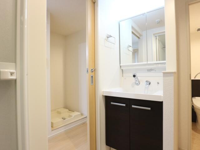  東海道本線/静岡駅 徒歩16分 3階 築8年