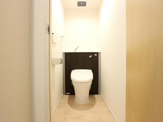  東海道本線/静岡駅 徒歩16分 3階 築8年