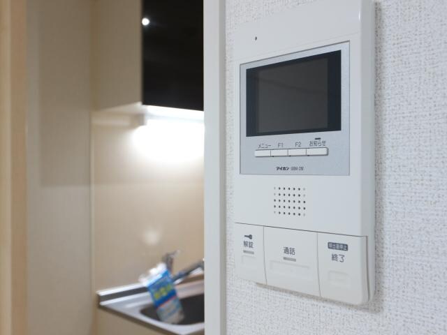  東海道本線/静岡駅 徒歩16分 3階 築8年