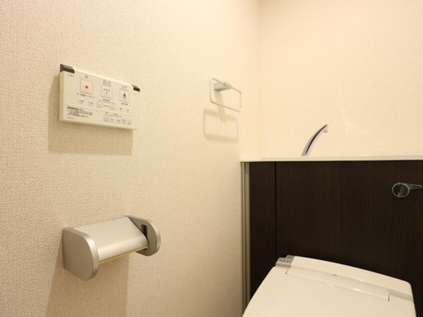  東海道本線/静岡駅 徒歩16分 3階 築8年