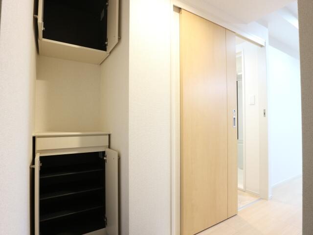  東海道本線/静岡駅 徒歩16分 3階 築8年