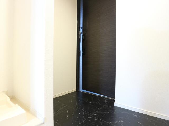  東海道本線/静岡駅 徒歩16分 3階 築8年