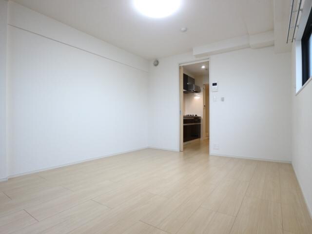  東海道本線/静岡駅 徒歩16分 3階 築8年