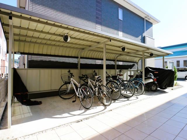  東海道本線/静岡駅 バス16分堀ノ内下車:停歩7分 2階 築8年