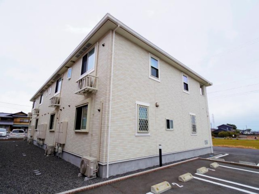  東海道本線/藤枝駅 バス18分藤岡入口下車:停歩9分 1階 築11年