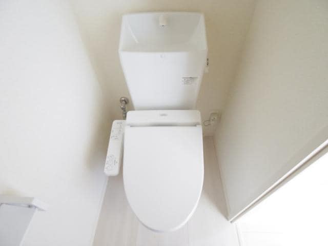  東海道本線/静岡駅 バス20分静岡IC入口下車:停歩5分 2階 築8年