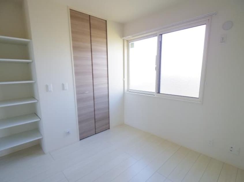  東海道本線/静岡駅 バス20分静岡IC入口下車:停歩5分 2階 築8年