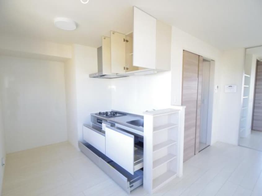  東海道本線/静岡駅 バス20分静岡IC入口下車:停歩5分 2階 築8年