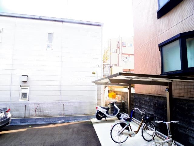  東海道本線/静岡駅 バス14分西中原下車:停歩1分 1階 築8年