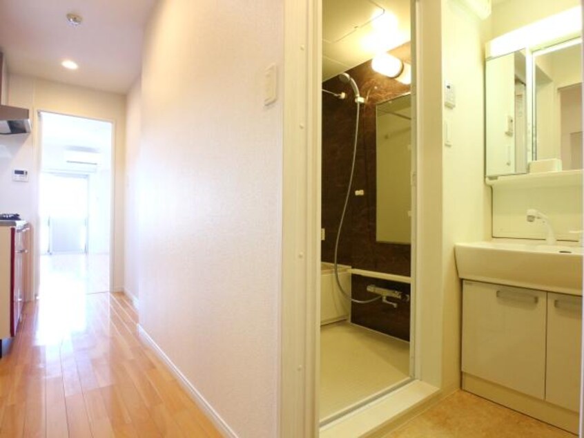  東海道本線/静岡駅 徒歩6分 7階 築8年