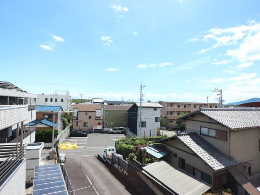  東海道本線/静岡駅 バス23分片山下車:停歩1分 3階 築40年