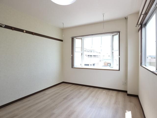  東海道本線/静岡駅 バス23分片山下車:停歩1分 3階 築41年