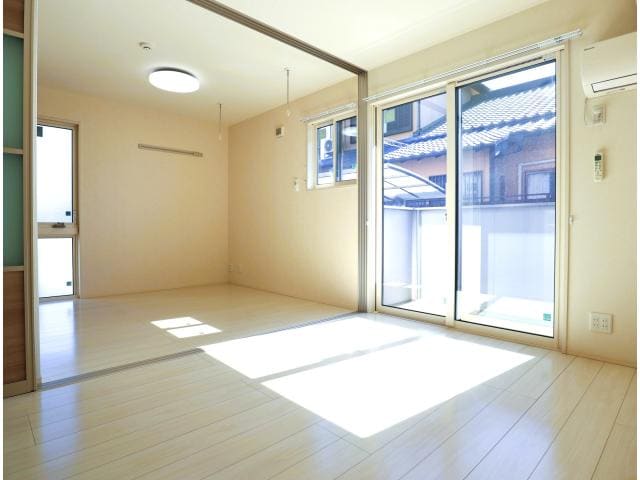  東海道本線/静岡駅 バス17分西島下車:停歩5分 1階 築8年