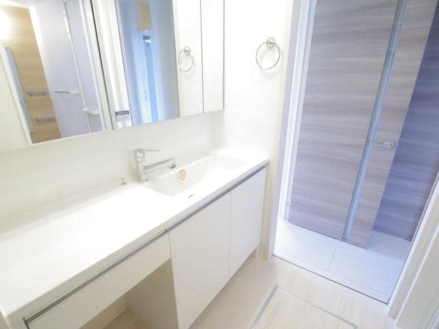  東海道本線/静岡駅 バス17分西島下車:停歩5分 2階 築8年