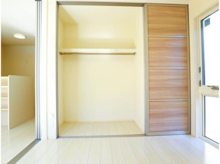  東海道本線/静岡駅 バス17分西島下車:停歩5分 1階 築8年