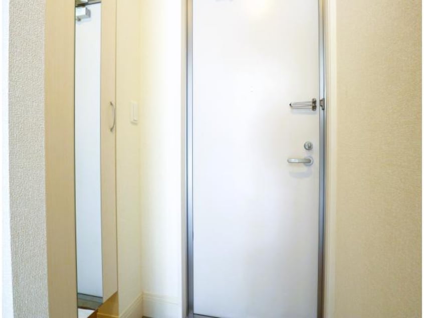  東海道本線/静岡駅 バス17分西島下車:停歩5分 1階 築8年