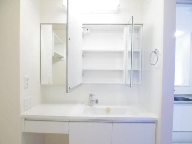  東海道本線/静岡駅 バス17分西島下車:停歩5分 2階 築8年