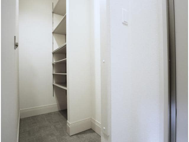  東海道本線/静岡駅 バス17分西島下車:停歩5分 1階 築8年